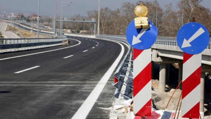 Κλειστή σήμερα η Ε.Ο. Αθηνών-Θεσσαλονίκης Κλειστή σήμερα η Ε.Ο. Αθηνών-Θεσσαλονίκης