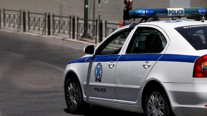 Πειραιάς: 65χρονος μαχαίρωσε 52χρονο για μια θέση πάρκινγκ Πειραιάς: 65χρονος μαχαίρωσε 52χρονο για μια θέση πάρκινγκ