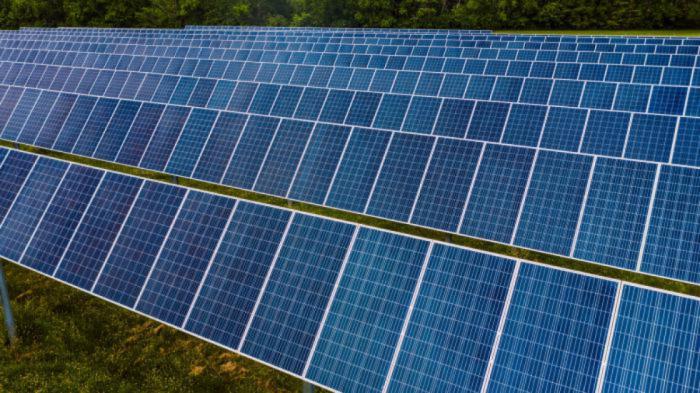 Inverter & φωτοβολταϊκά: Η τεχνολογία που τα ελέγχει όλα