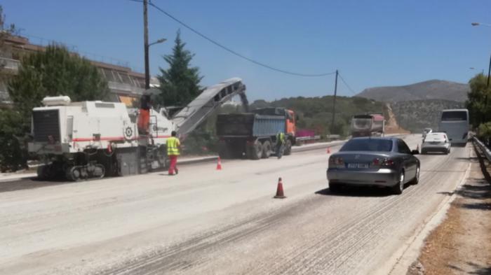 Ξεκίνησαν εργασίες βελτίωσης στην Λεωφόρο Bάρκιζας-Σουνίου