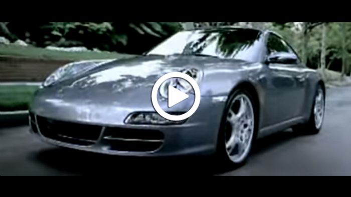 Video: Ο πιτσιρικάς, η Porsche 911 & μια επική ατάκα