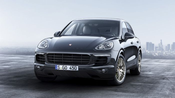 Ανανεωμένη στα σημεία είναι η Platinum έκδοση της Porsche Cayenne, που θα διατεθεί σε περιορισμένο αριθμό μονάδων.