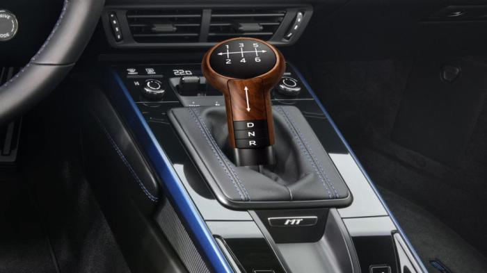 Porsche: Νέα πατέντα για κιβώτιο που «μεταμορφώνεται» από αυτόματο σε χειροκίνητο