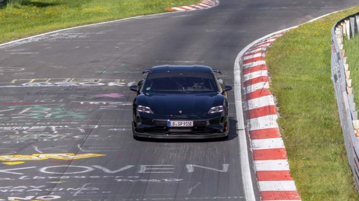 Η Porsche Taycan «πάτησε» το Tesla Model S στο Ring