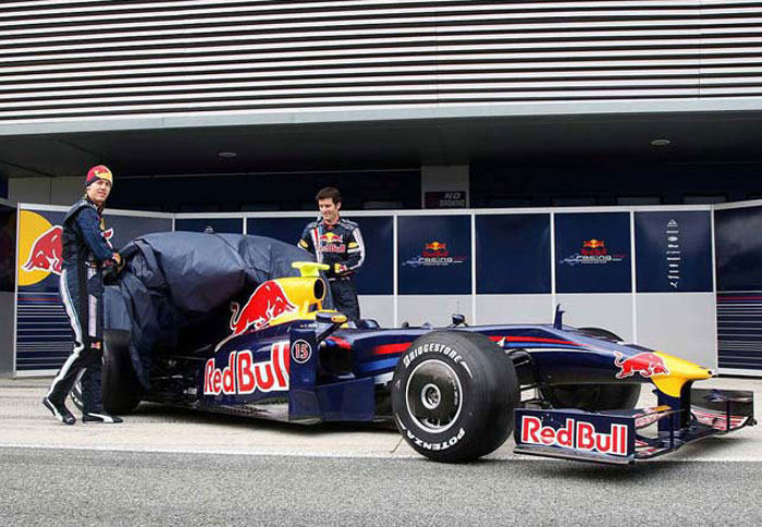 Νέο RB5 από τη Red Bull