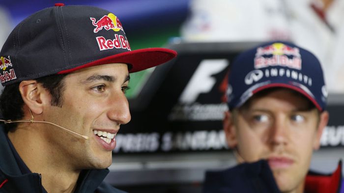 Ίση αντιμετώπιση Ricciardo – Vettel