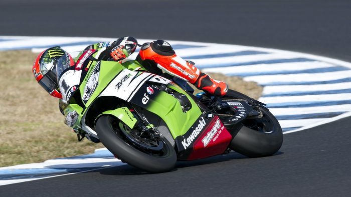 Ταχύτερος μεν ο Tom Sykes της Kawasaki, όμως δεν ήταν σταθερά ταχύς σε όλες τις Ταχύτερος μεν ο Tom Sykes της Kawasaki, όμως δεν ήταν σταθερά ταχύς σε όλες τις περιόδους δοκιμών.