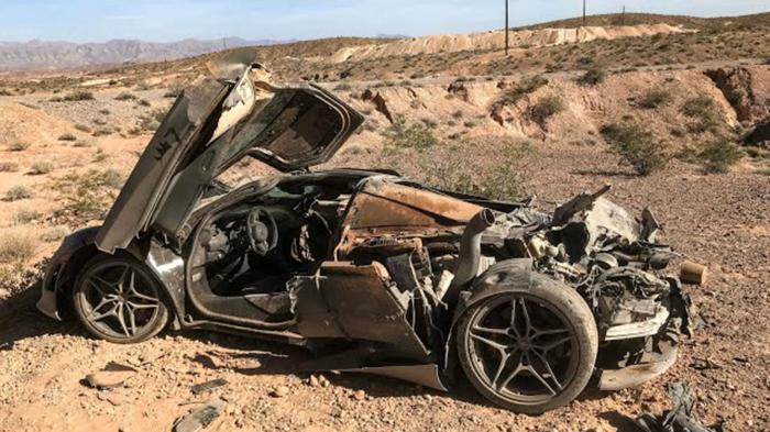 McLaren 720S ούτε για απόσυρση (+vid) McLaren 720S ούτε για απόσυρση (+vid)