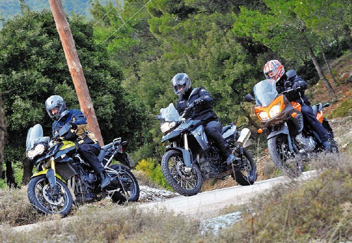 GS, Tiger και η νέα V-Strom μάχονται, για το ποια θα κερδίσει την επιλογή του υποψήφιου αγοραστή.
