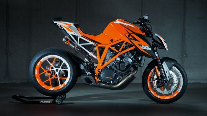KTM 1290 Super Duke στο Goodwood