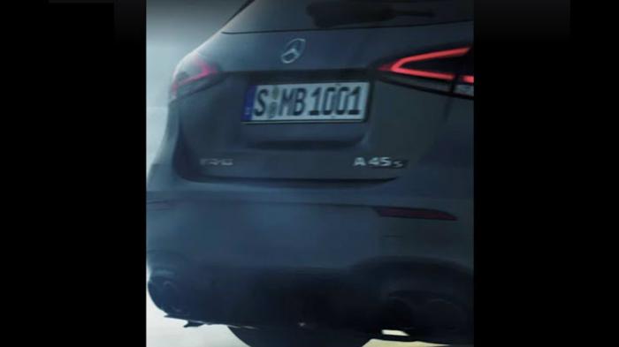 Teaser για τις Mercedes-AMG A 45 & CLA 45 