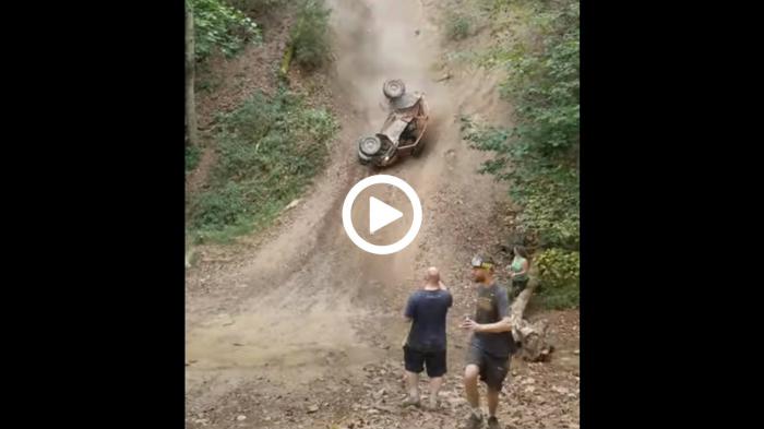 Κατέβηκε την πλαγιά με τούμπες Κατέβηκε την πλαγιά με τούμπες