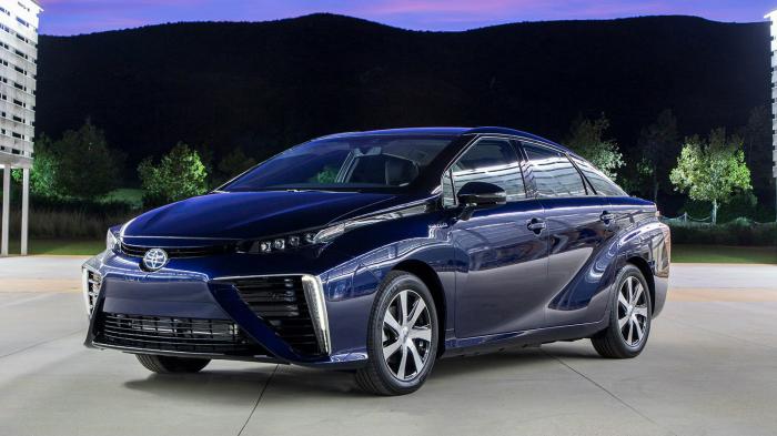 Πιστεύει στα οχήματα κυψέλων η Toyota