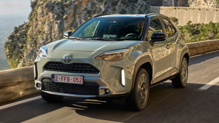Toyota Yaris Cross: Best-seller λιανικής για το 2025 - Από 24.120 ευρώ 