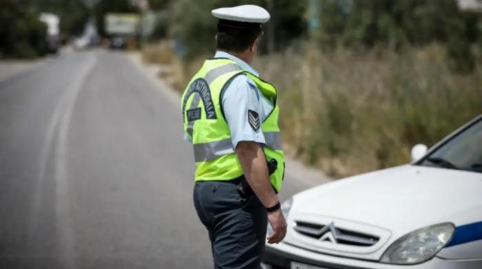 Τροχαία: Αλκοτέστ και μπλόκα και τις μεσημεριανές ώρες - Πού ξεκίνησε Τροχαία: Αλκοτέστ και μπλόκα και τις μεσημεριανές ώρες - Πού ξεκίνησε το μέτρο;