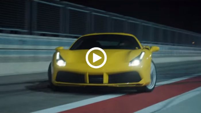Twin-turbo V8 υπερθέαμα Twin-turbo V8 υπερθέαμα