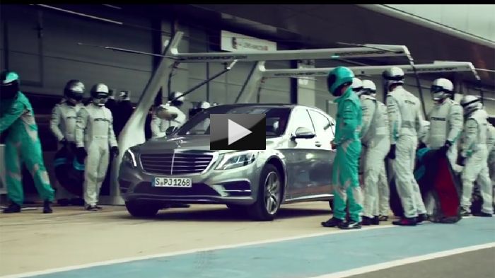 Το video εστιάζει στα οικονομικά μηχανικά σύνολα της Mercedes και στη νέα S500 Plug-in Hybrid, η οποία έχει συνδυαστική απόδοση 442 PS και 650 Nm, με την κατανάλωσή της να ορίζεται στα 2,8 λτ./100 χλμ