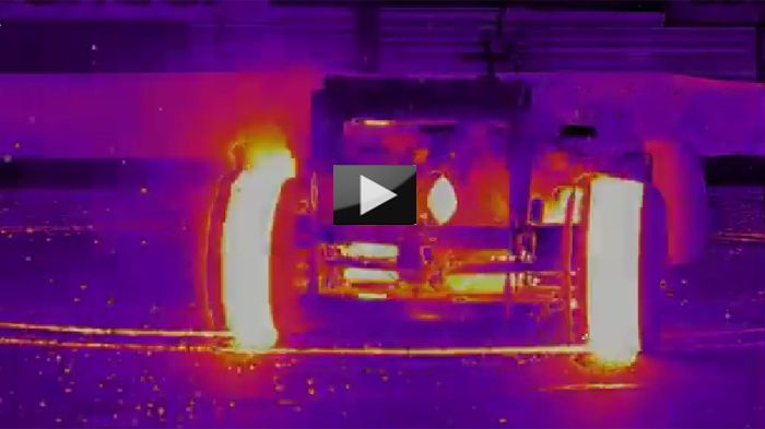 Burnout του F1 μονοθέσιου της Red Bull