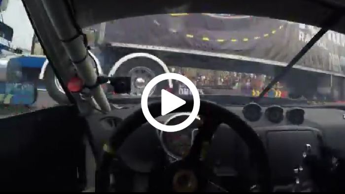 Κάνοντας drifting κάτω από ένα φορτηγό