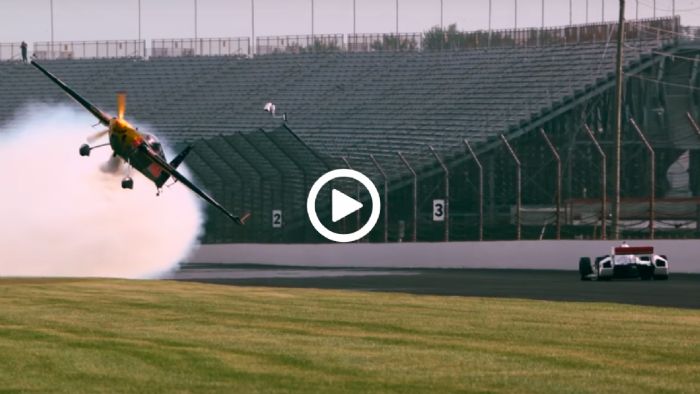 IndyCar vs. Αεροπλάνο