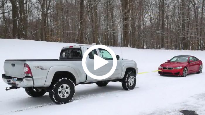 Pick Up vs. Sports car, 4WD vs. RWD. Εσείς ποιο όχημα λέτε πως θα καταφέρει να τ Pick Up vs. Sports car, 4WD vs. RWD. Εσείς ποιο όχημα λέτε πως θα καταφέρει να τραβήξει το άλλο, στην ιδιαίτερη αυτή διελκυστίνδα;