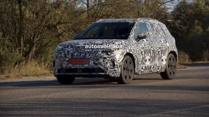 Volkswagen ID. Cross: Το νέο μικρό ηλεκτρικό SUV βγαίνει στους δρόμους