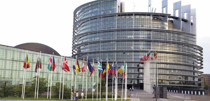 Ελλάδα και Ευρωπαϊκή Ένωση επεξεργάζονται νέα συμφωνία χωρίς τρόικα 