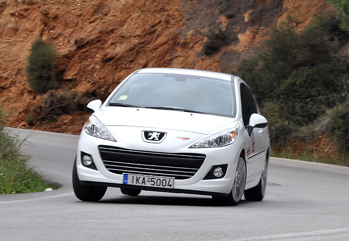 Peugeot 207 Rallye: <br>Η απόλαυση στο επίκεντρο Peugeot 207 Rallye: <br>Η απόλαυση στο επίκεντρο