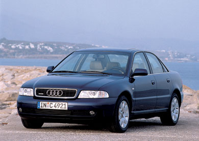 Μεταχειρισμένo Audi A4 1,6 του 2000   Μεταχειρισμένo Audi A4 1,6 του 2000 