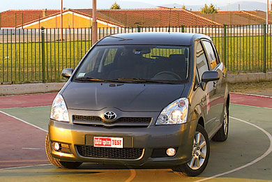 Toyota Corolla Verso 1,8 Αυτό που έλειπε