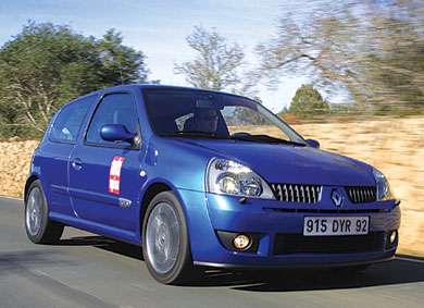  Renault Clio 2,0 Μ.Υ. 2004 Clio (R)enault (S)port