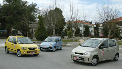 Daihatsu Cuore - Fiat Seicento - Suzuki Alto Ραντεβού στο κέντρο 