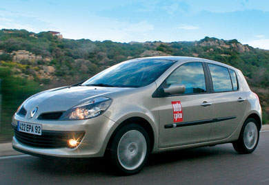 Νέο Renault Clio III Πετάει το γάντι…