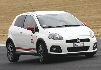 Grande Punto Abarth και Grande Punto Abarth esseesse Θρυλική συμμετοχή