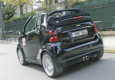 Δοκιμάζουμε το μικρό «πυραυλάκι» smart forfour BRABUS των 109 ίππων, που έρχεται να υπερασπιστεί την ιδιαίτερή του φύση. Πως τα καταφέρνει στο δρόμο;