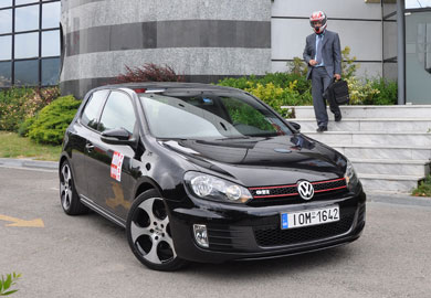Δοκιμάζουμε το νέο VW Golf GTI