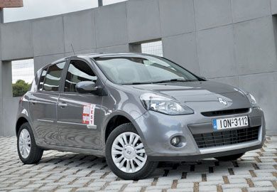 Ανανεωμένο Renault Clio 1,2 16V 75 hp 5d Με τονωμένο στιλ