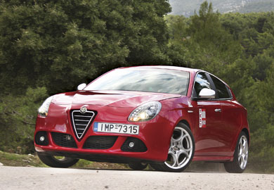 Alfa Romeo Giulietta 1,75 Quadrifoglio Verde Τα κάνει όλα…