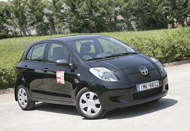 Μεταχειρισμένο Toyota Yaris 1,3 5d του 2006 Δημοφιλές & αξιόπιστο