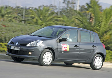 Το νέο Renault Clio δείχνει ομορφότερο και πιο ώριμο από ποτέ.