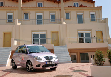 Η οδική συμπεριφορά της νέας Ypsilon εστιάζει κυρίως στην άνεση και στην ποιότητα κύλισης.
