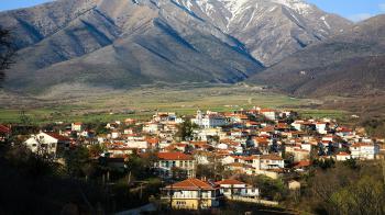 Το χωριό της Ζουμπουλίας με τα 9 γεφύρια