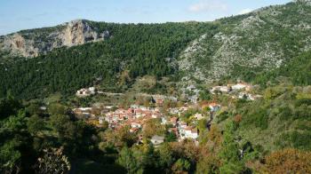 Μαγευτικό χωριό: 1 ώρα από την Αθήνα