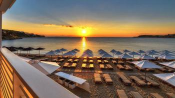 Το Four Seasons έρχεται στην Ελλάδα
