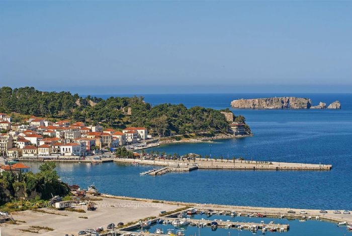 Περπατήστε ως τις ψηλότερες γειτονιές για να δείτε την πανοραμική θέα