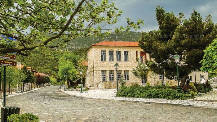 Αγαπημένος προορισμός αρχαιολατρών, φυσιολατρών, θαυμαστών της βυζαντινής μας παράδοσης και της σύγχρονης ιστορίας