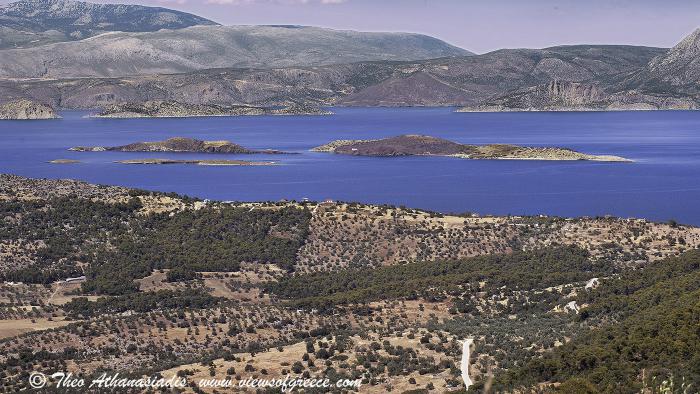 Οι Αλκυονίδες Νήσοι στον Κορινθιακό κόλπο