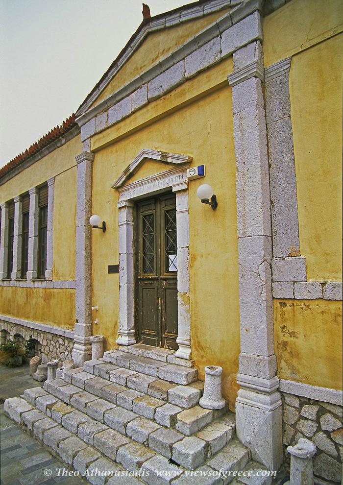 Το παλαιότερο μοναστήρι της Ρούμελης και το μαρτυρικό Δίστομο 